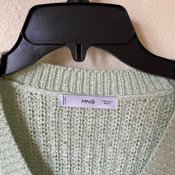 MNG by Mango Women’s Lime Green Knit Cardigan Sweater Size M Lounge Beach Top - Picture 2 of 6